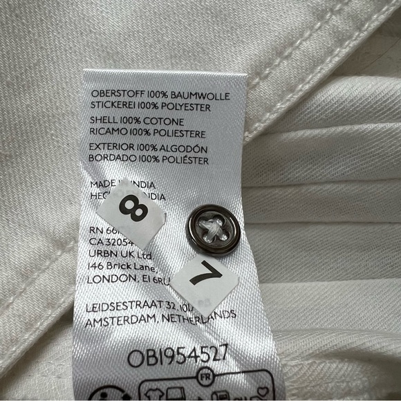 Pilcro white embroidered top size small - Picture 8 of 12